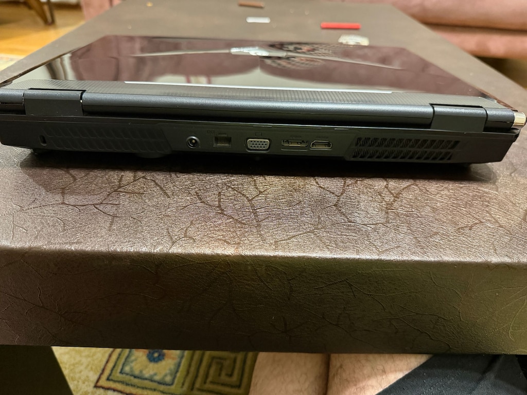 ACİL MONSTER NOTEBOOK İ7 / 16GB RAM - 4