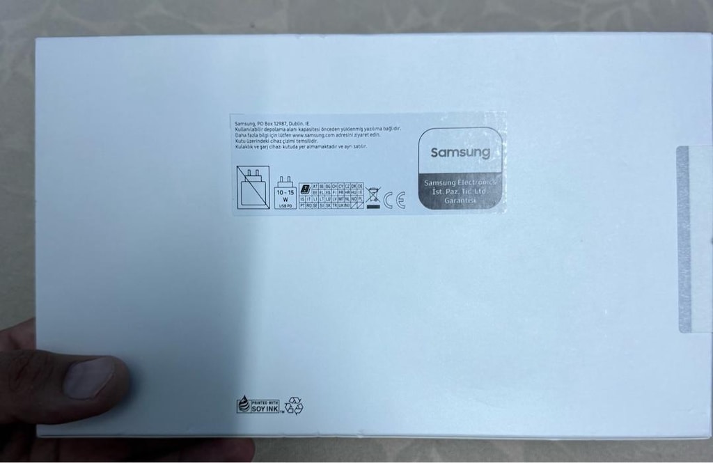 Samsung tablet - 4