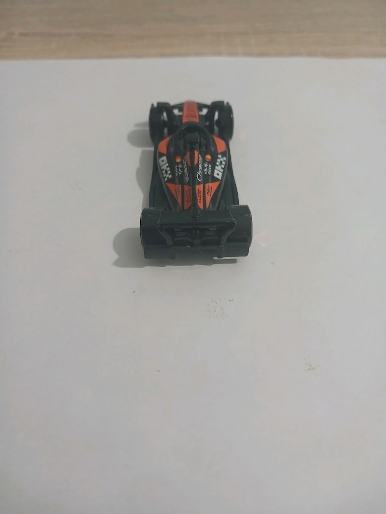 Hot Wheels McLaren Formula 1 - 3
