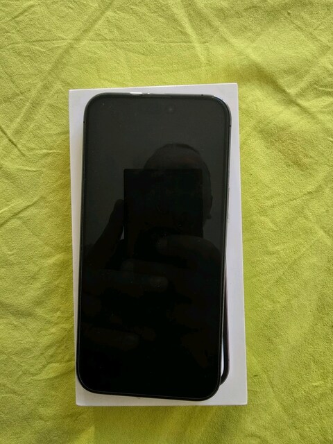 Apple 14 pro Max y.d kayıtlı