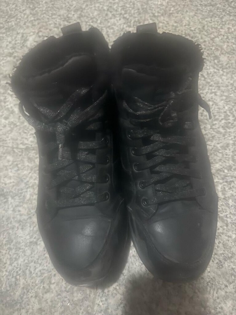 sneakers bayan bot