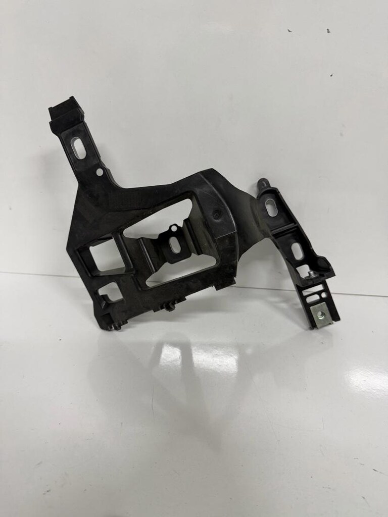 Corsa E sol ön tampon braketi sıfır orjinal 39003558 1406663 - 2