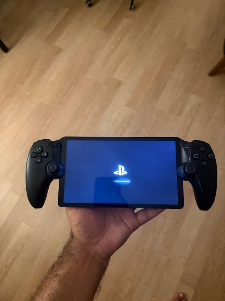 Playstation Portal - 2
