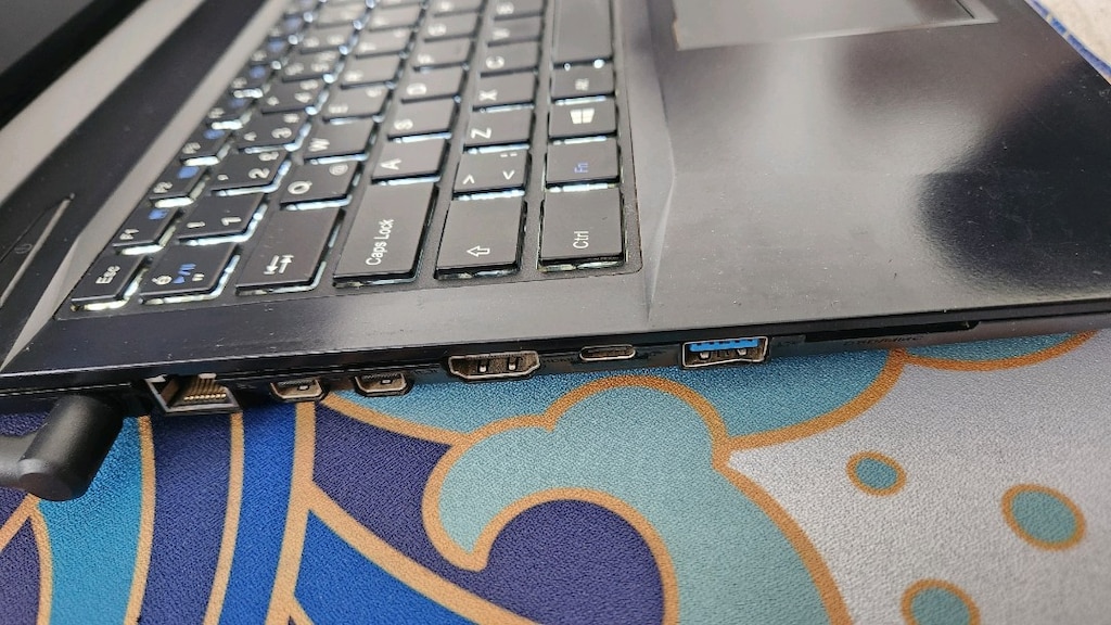 İ7 CPU GTX 1050 VGA 8GB DDR4 256GB SSD - 4