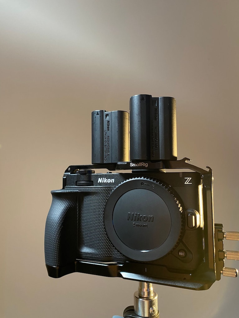 Nikon ZR 6K Body / SmallRig Kafes + Ek Orijinal Batarya - 3