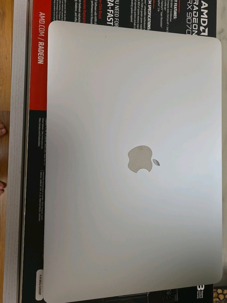 Macbook pro m2 13inç 8gb 256ssd - 4
