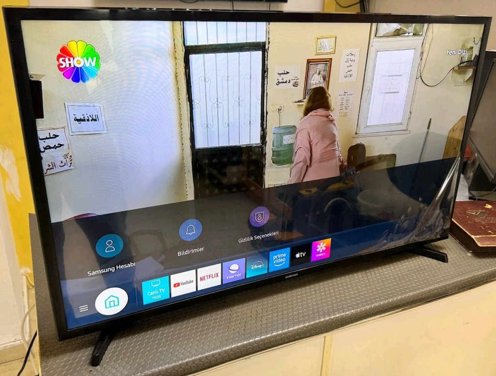 SAMSUNG 40 İNÇ 102 EKRAN SMART LED TV - 4