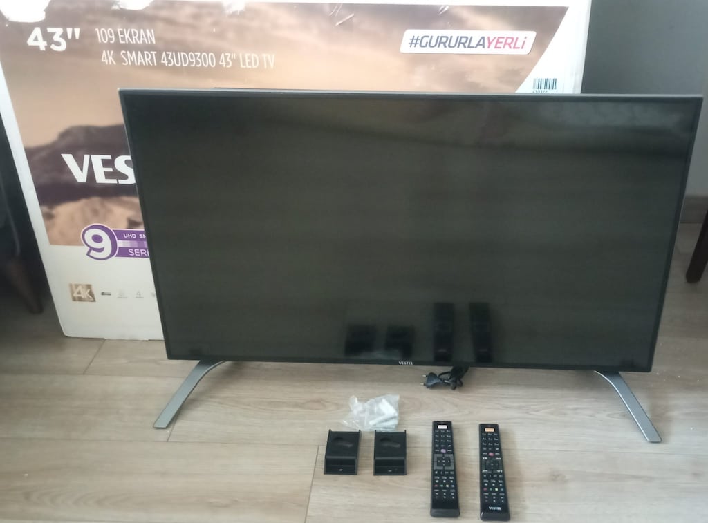 VESTEL 43UD9300 LED 4K SMART TV (TKGS li, Yatık çizgiler mevcut) - 8