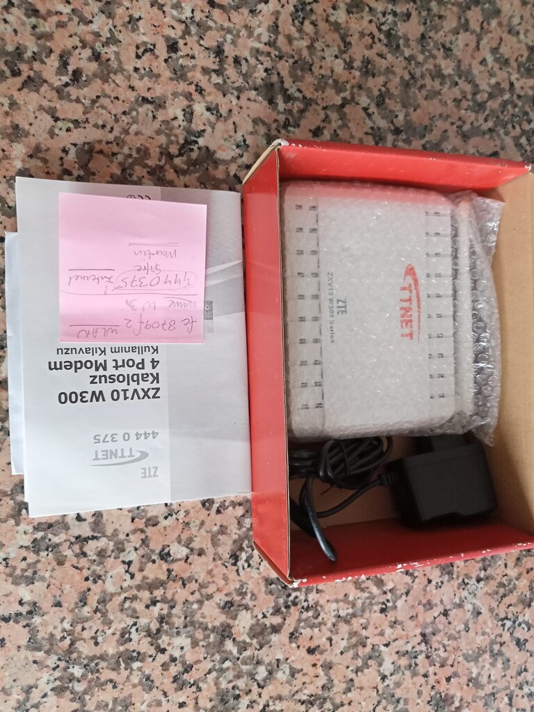 ZTE W300 Kablosuz ADSL2+ Modem / Router - TAM SET - 5