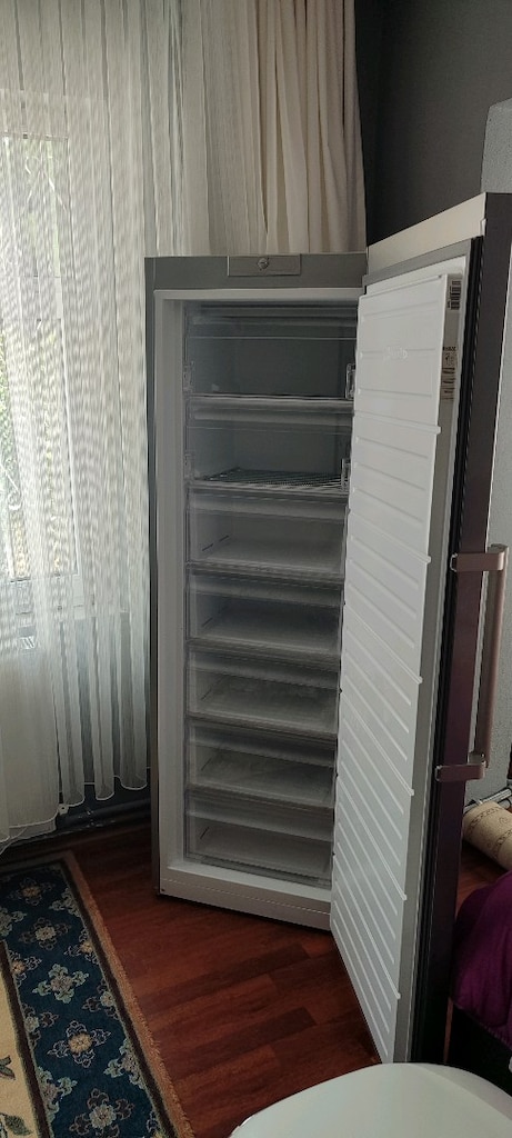 Vestel 7 çekmeceli derin dondurucu 248 litre - 2