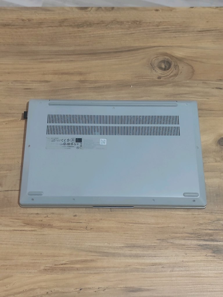 LENOVO İDEAPAD İ5 11. NESİL DOKUNMATİK 2 GB EKRAN KARTI 512 SSD - 4