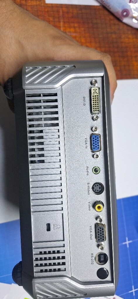 Optoma projektör - 4