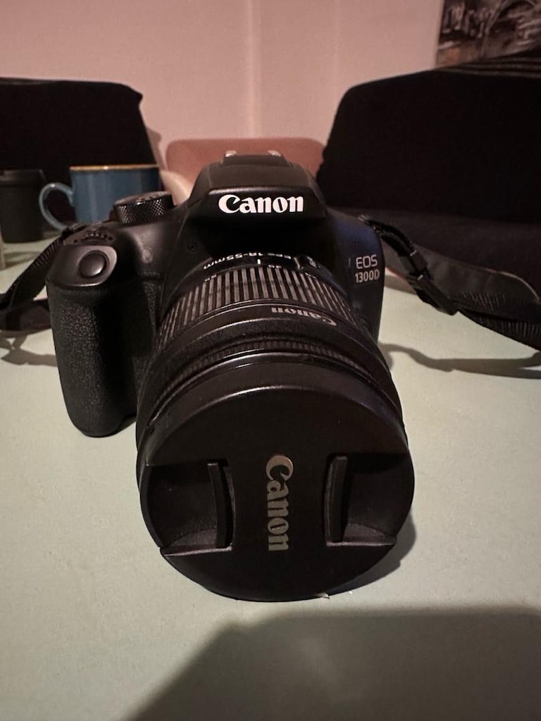 Canon Eos 1300D - 5