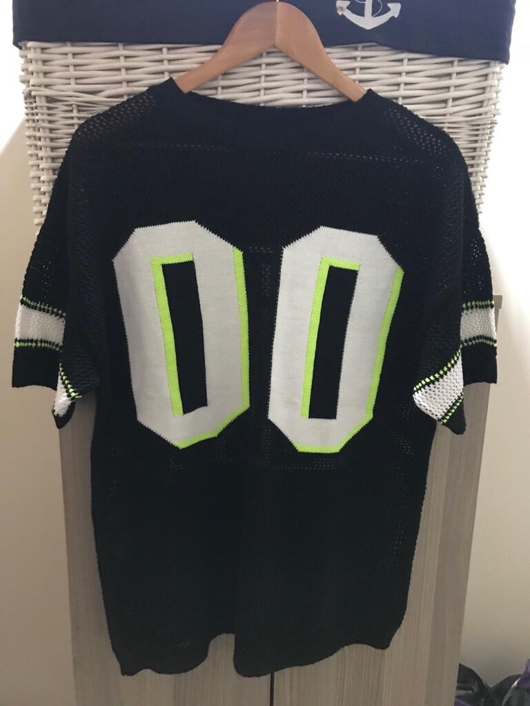 t shirt örme dokuma delikli l beden — görsel 3/5