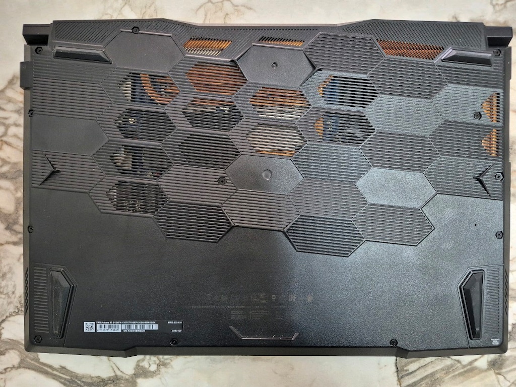 MSI KATANA 17 B13VFK-1037XTR I7-13620 RTX 4060 8GB FULL EKİPMAN KUTULU - 6