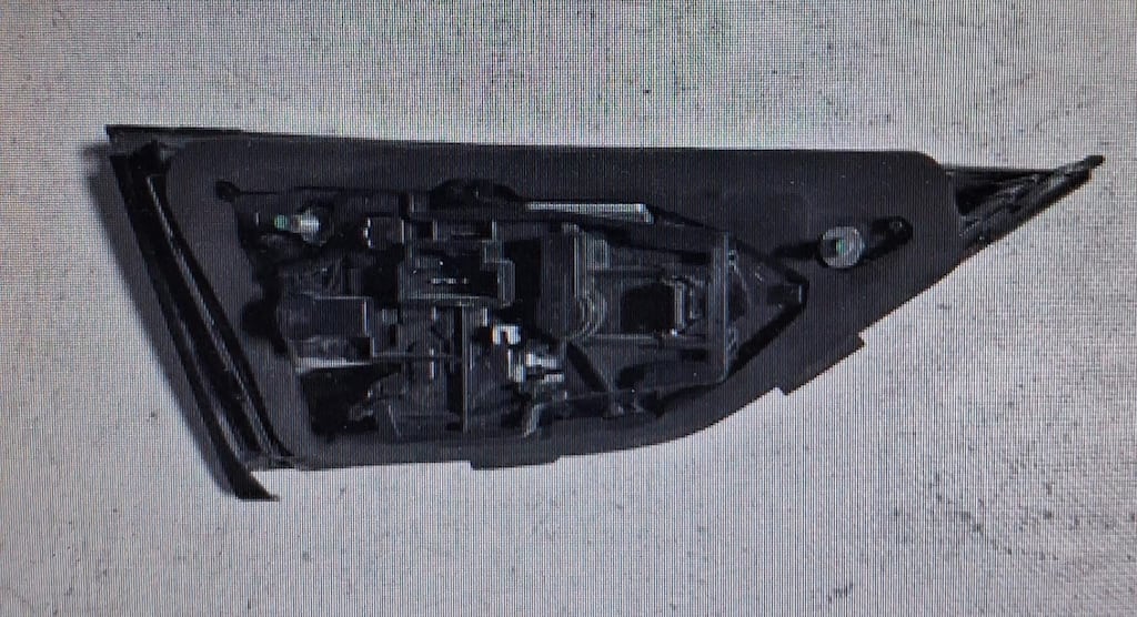 AUDI A3 13-16 STOP LAMBASI SAĞ İÇ SEDAN 8V5945094A - 4
