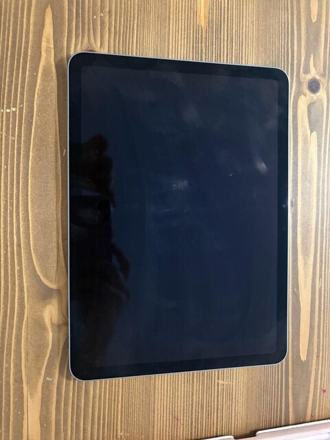 APPLE TABLET 256GB