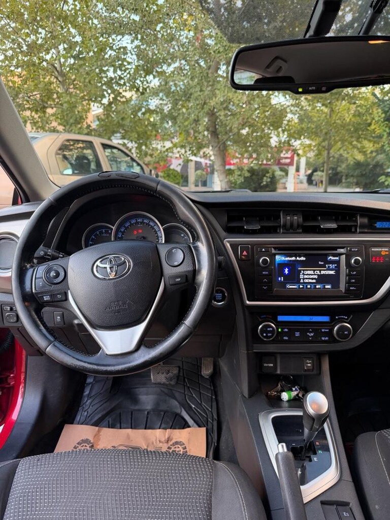 SAHİBİNDEN SATILIK 2013 MODEL TOYOTA AURİS 1.4D OTOMATİK - 8