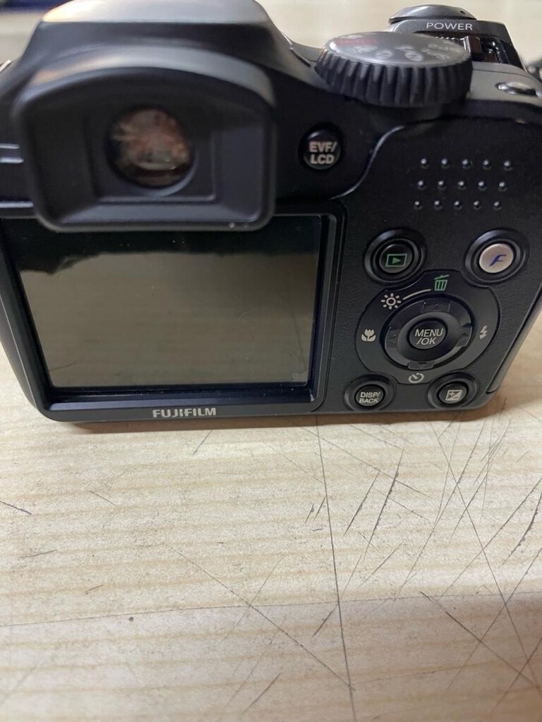 Fujitsu FINEPIX S5800 1/2.5" 8 MP CCD 3264 x 2448 Piksel Siyah - 2