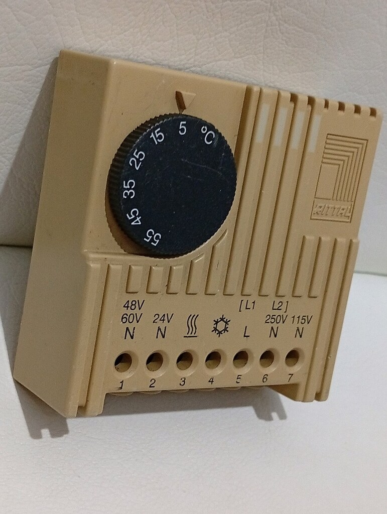 Rittal SK3110000 Pano Termostat 24, 48, 60V 11 - 3