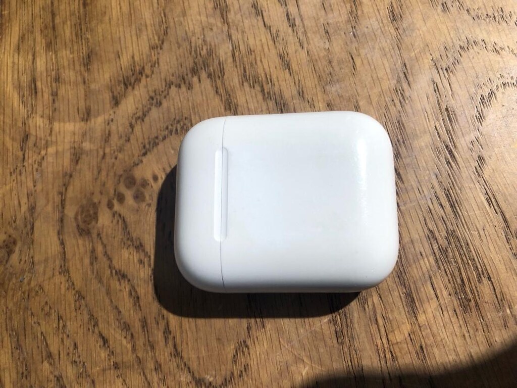 apple airpods - 3