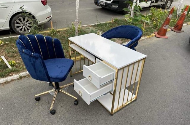 güzellik merkezi masa sandalye bekleme koltuğu