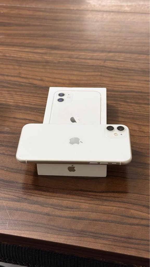 HATASIZ İPHONE 11 128GB - 4