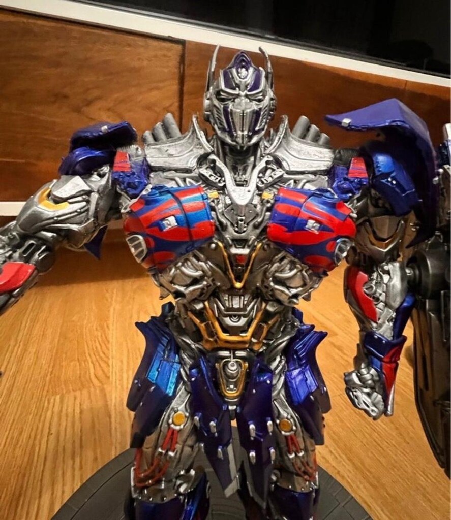 Optimus Prime Telefon Standı Figürü - 6