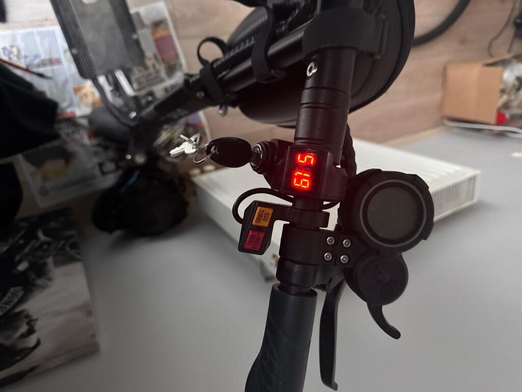onvo 012-xplus 1600 watt scooter - 3