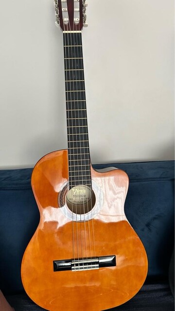 valencia vc104 ce elektroklasik kesik kasa sahne gitarı