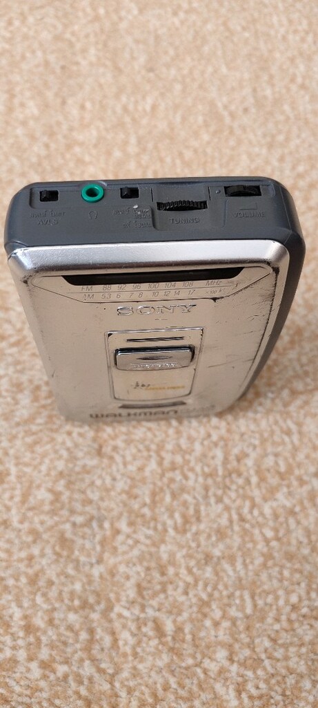 Sony marka radyolu walkman - 5