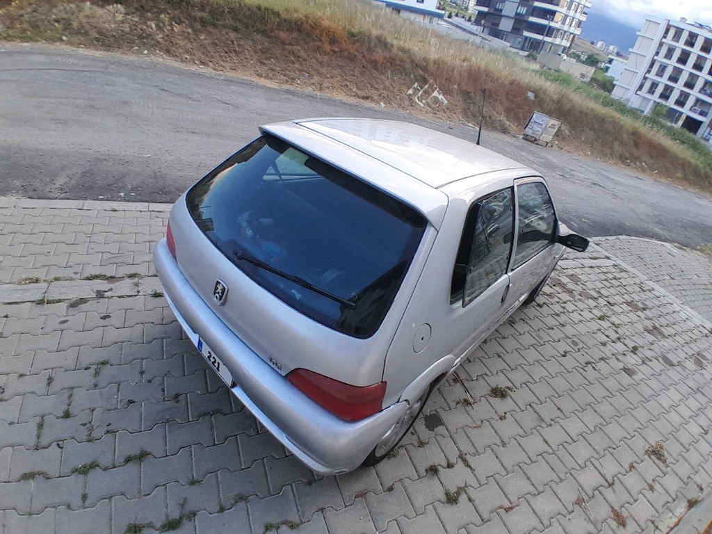 1.6 XS - 10