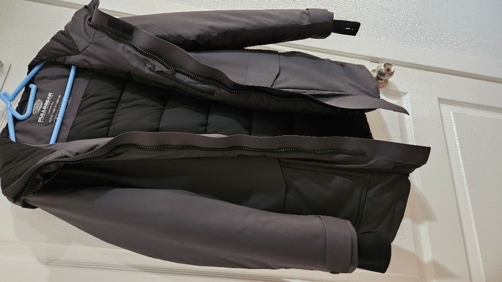 Pull and Bear paraşüt kumaşlı spor kaban