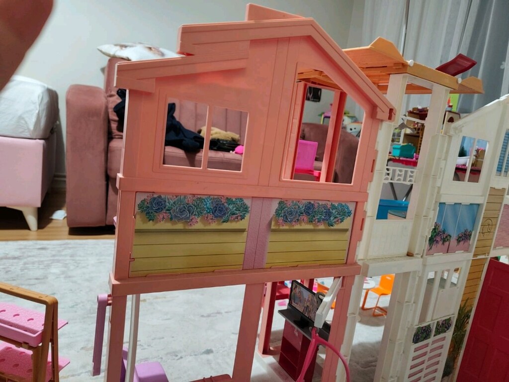 Barbie'nin Muhteşem Malibu evi - 17