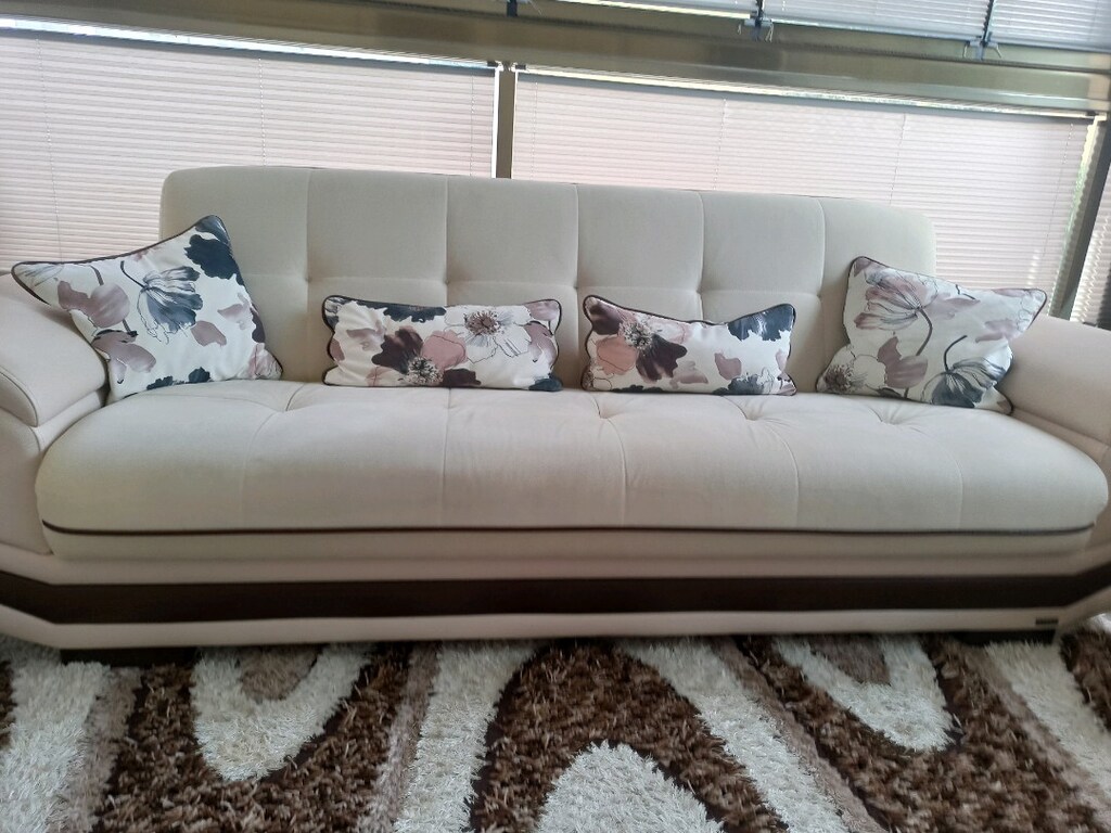 istikbal koltuk takimi3+3+1+1 - 4