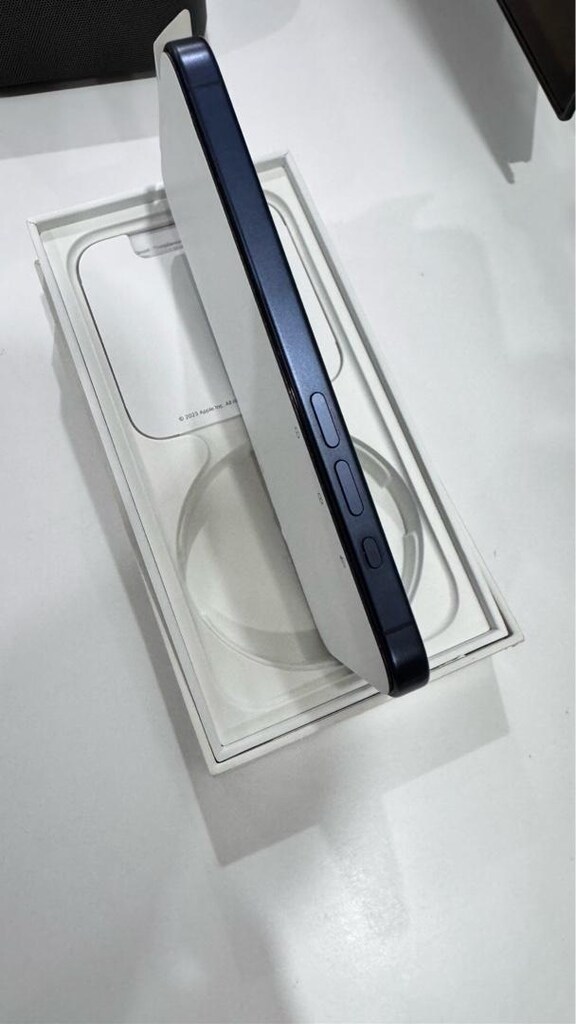 İphone 15 Pro 256GB Blue Titanium Kayıtlı - 8