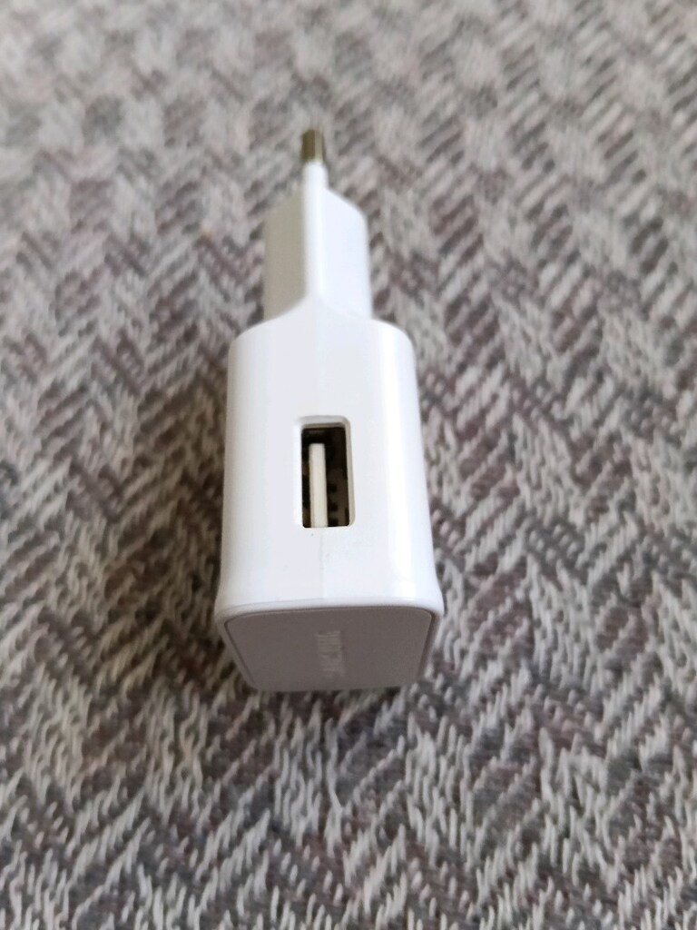 Samsung şarj adaptörü - 3