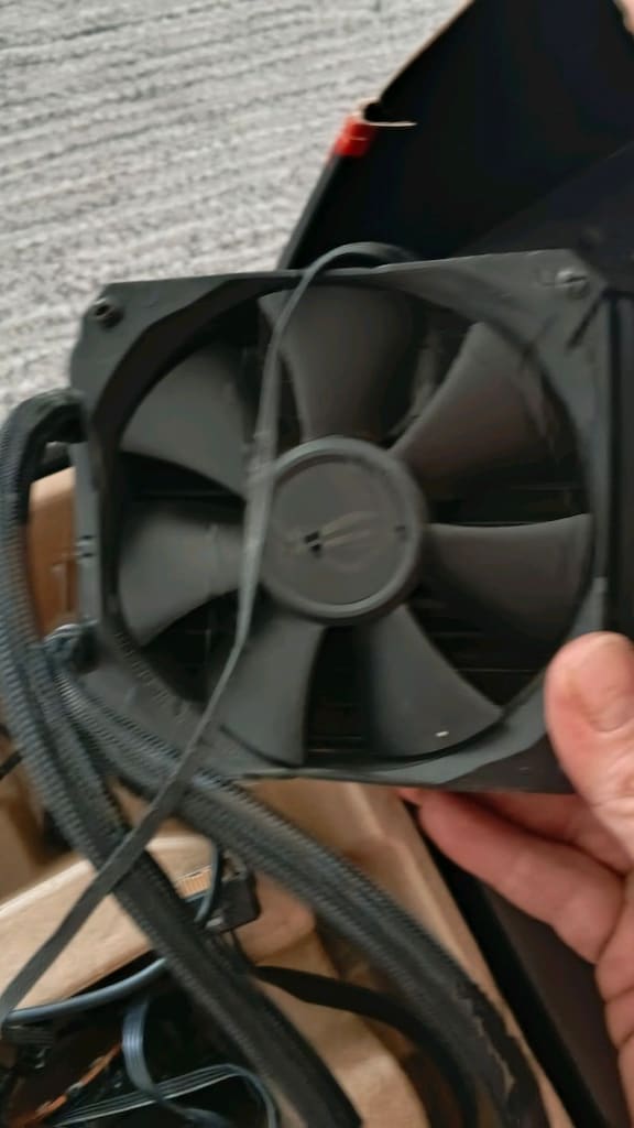 ASUS ROG RYUO 120 ARGB OLED Ekranlı Sıvı İşlemci Soğutucu – Kutulu - 4