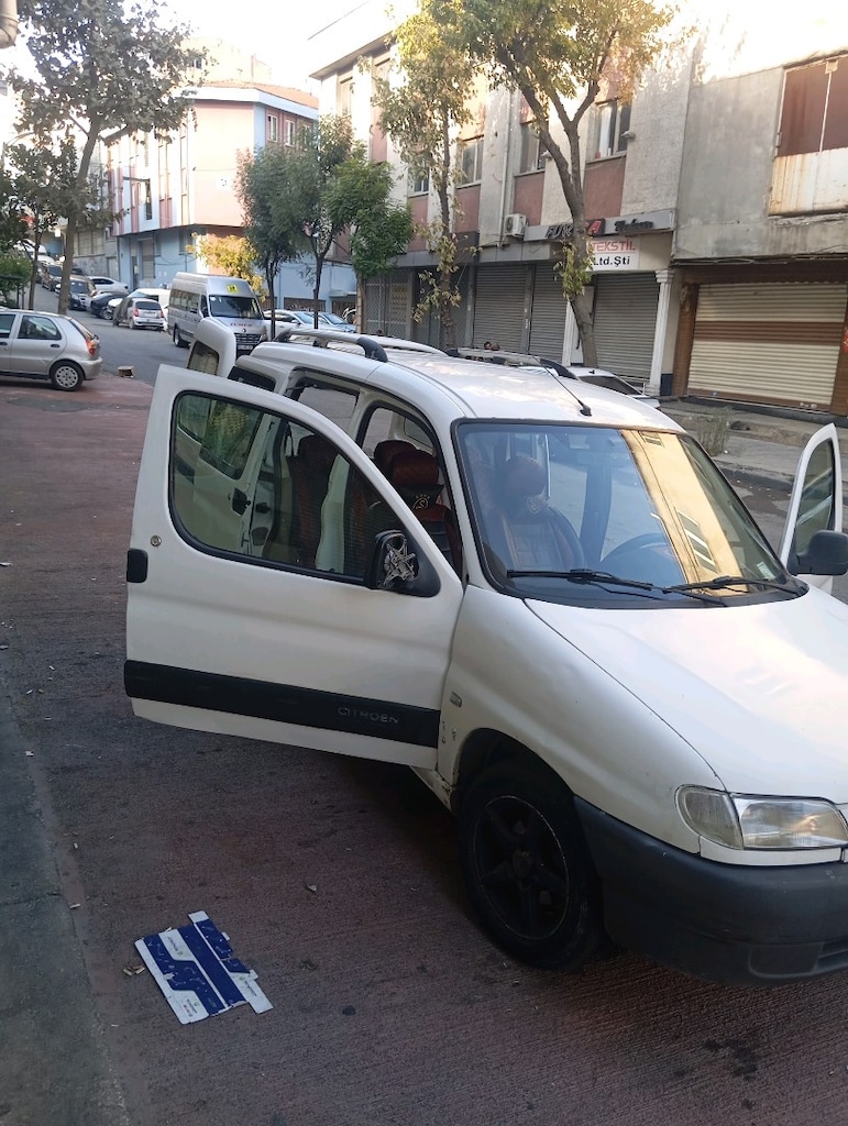 otomobil ruhsatlı berlingo - 9