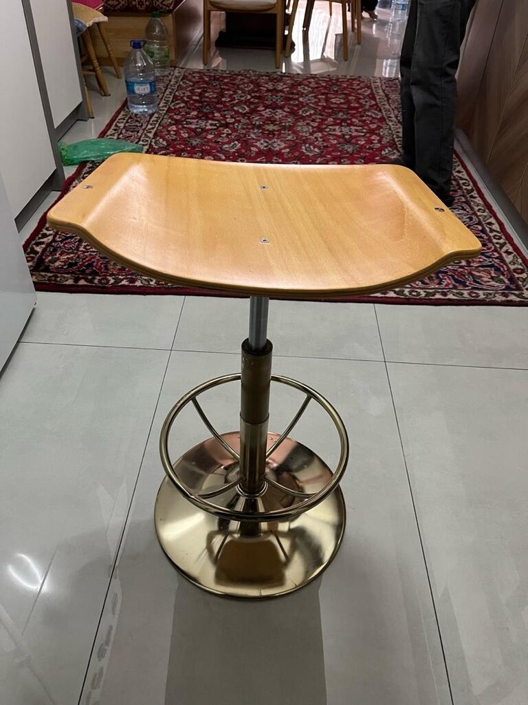 Ahşap tablalı bar sandalyesi - 2