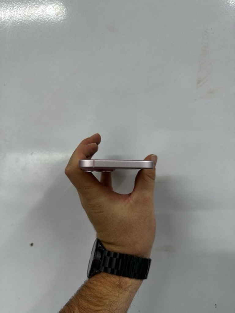 iPhone 15 - 5