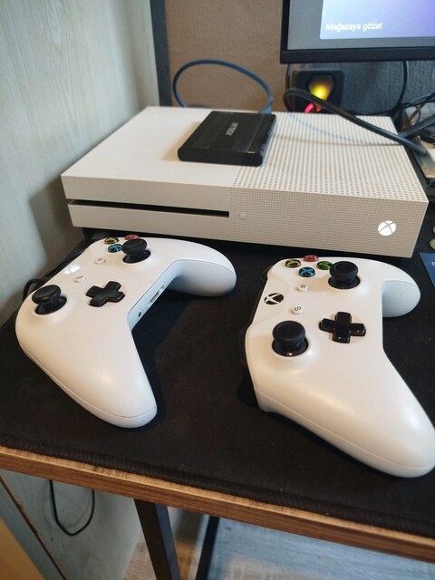 Xbox One S 1 TB Çift Kol