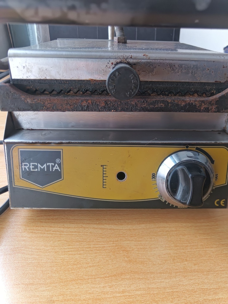 Tost Makinası (Remta R72 - 8 Dilim Standart) - 3
