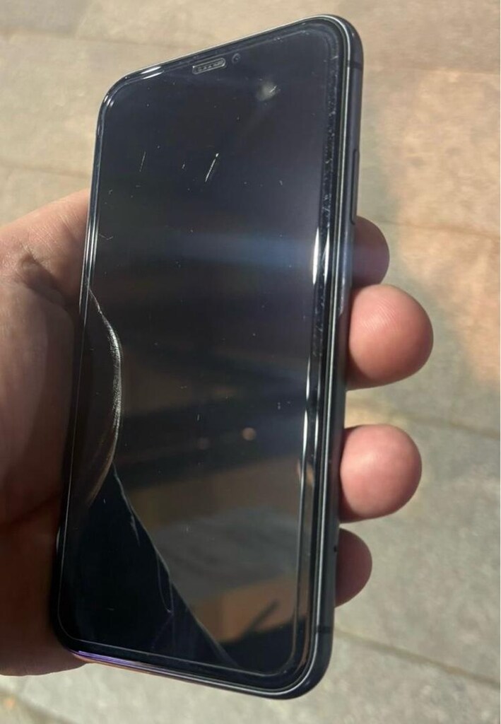 apple 11 64 gb - 2