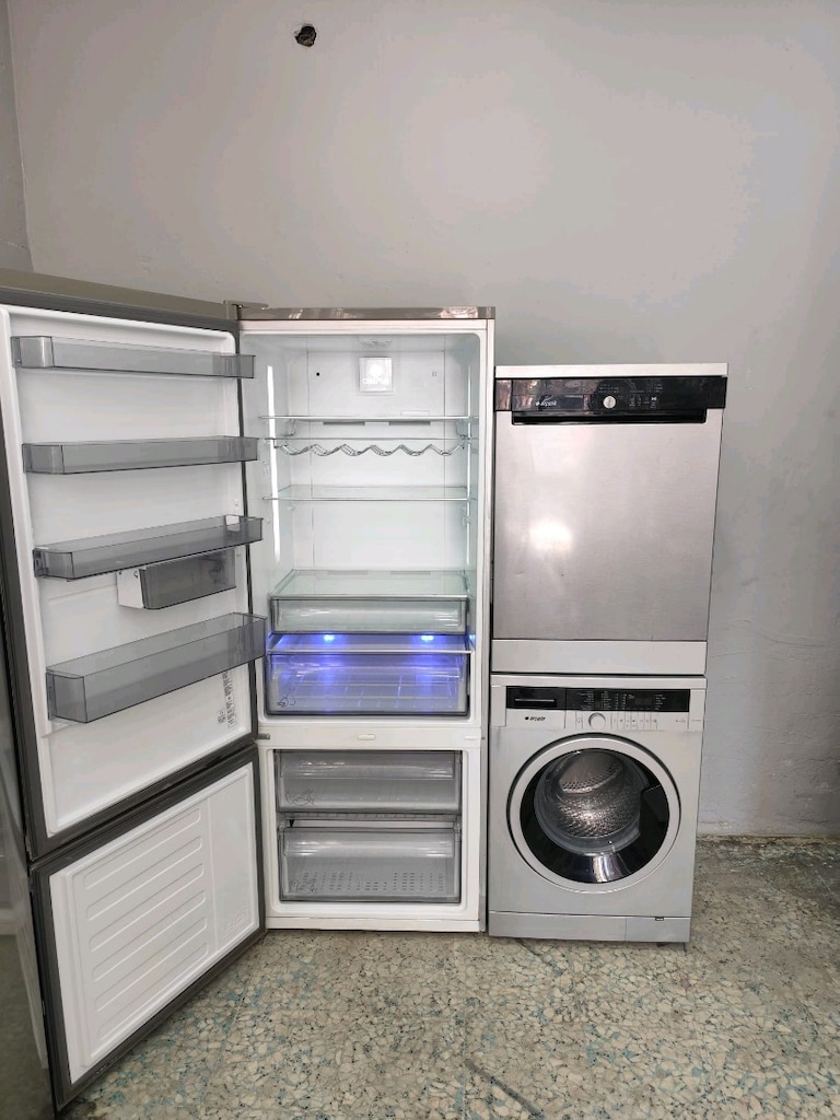 ARÇELİK 3’LÜ SET | 530 LİTRE •8 KG • İNVERTER MOTOR CAMAŞIR MAKİNESİ 4 - 4