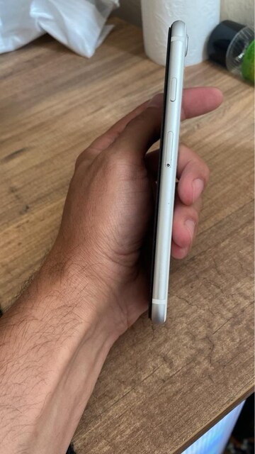 İPHONE SE 2020
