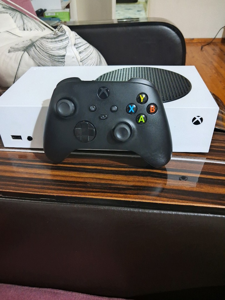 XBOX Series S - 2
