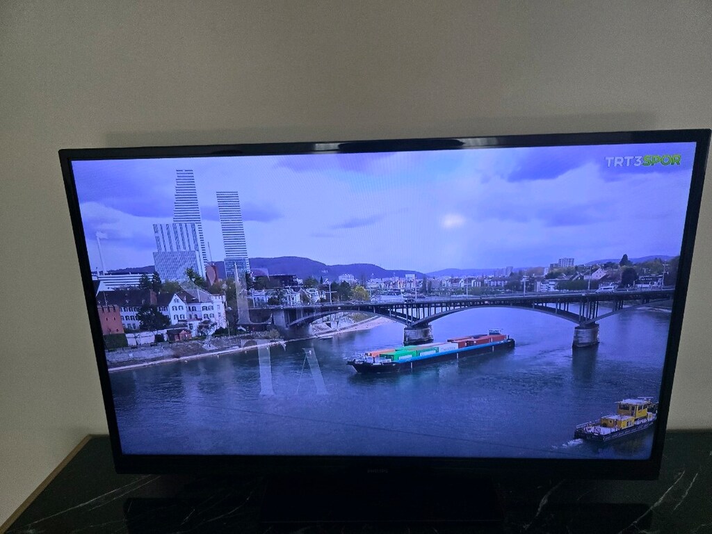 philips 117 ekran tv. 46 inç. - 3