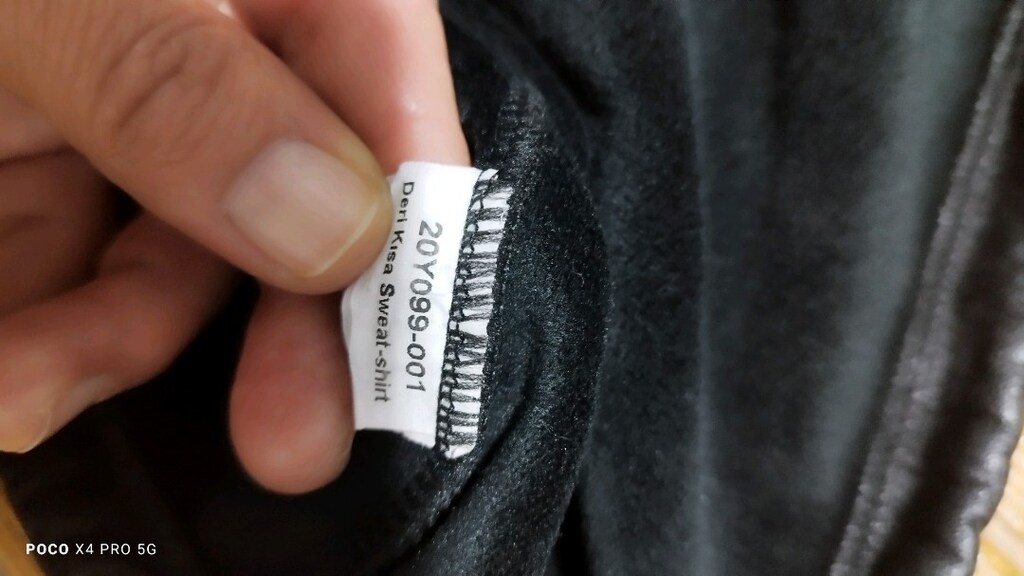 #By Helin Avşar deri kısa sweat tshirt..Piyasası pahalıdır. - 7