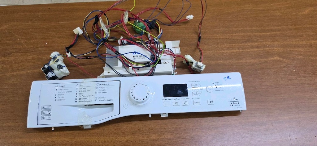 Hotpoint-Ariston FMG 823 Çamaşır Makinesi Ön Panel + Elektronik Kart +